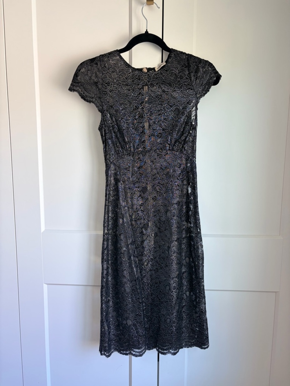 L'AGENCE Sheer Metallic Black Lace Midi Dress | 2 - Picture 3 of 8